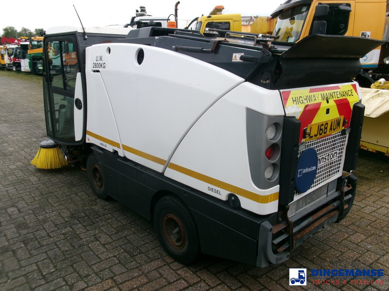 Johnston C202 compact street sweeper - Cestovna čistilica: slika Johnston C202 compact street sweeper - Cestovna čistilica Johnston C202 compact street sweeper - Cestovna čistilica: slika Johnston C202 compact street sweeper - Cestovna čistilica