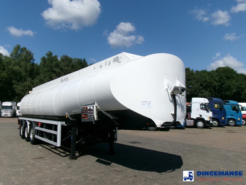 Lakeland Fuel tank alu 42.8 m3 / 6 comp + pump - Poluprikolica cisterna: slika Lakeland Fuel tank alu 42.8 m3 / 6 comp + pump - Poluprikolica cisterna Lakeland Fuel tank alu 42.8 m3 / 6 comp + pump - Poluprikolica cisterna: slika Lakeland Fuel tank alu 42.8 m3 / 6 comp + pump - Poluprikolica cisterna
