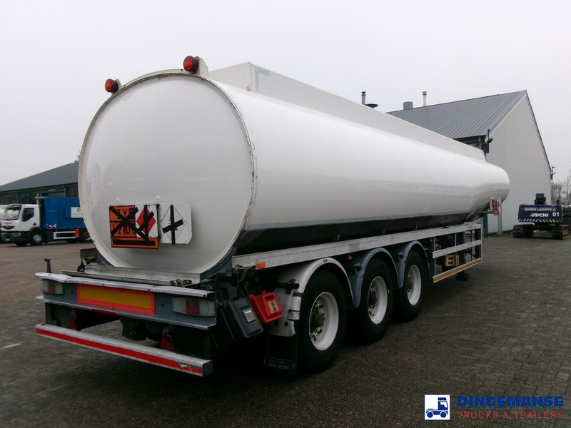 Lakeland Fuel tank alu 42.8 m3 / 6 comp + pump - Poluprikolica cisterna: slika Lakeland Fuel tank alu 42.8 m3 / 6 comp + pump - Poluprikolica cisterna Lakeland Fuel tank alu 42.8 m3 / 6 comp + pump - Poluprikolica cisterna: slika Lakeland Fuel tank alu 42.8 m3 / 6 comp + pump - Poluprikolica cisterna