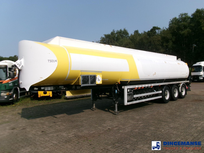 Lakeland Fuel tank alu 43 m3 / 6 comp - Poluprikolica cisterna: slika Lakeland Fuel tank alu 43 m3 / 6 comp - Poluprikolica cisterna Lakeland Fuel tank alu 43 m3 / 6 comp - Poluprikolica cisterna: slika Lakeland Fuel tank alu 43 m3 / 6 comp - Poluprikolica cisterna
