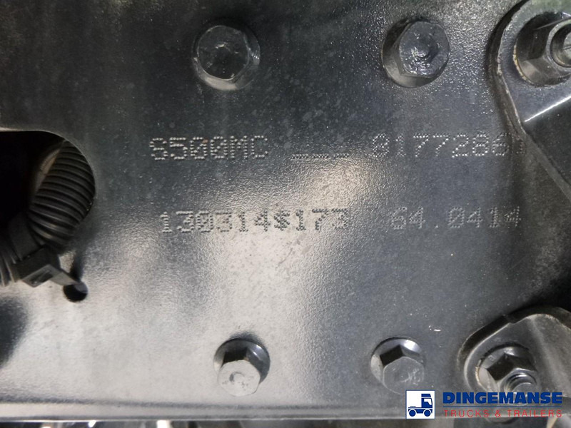 Zakup MAN TGS 19.360 4X2 BBS manual Euro 2 chassis + PTO MAN TGS 19.360 4X2 BBS manual Euro 2 chassis + PTO: slika Zakup MAN TGS 19.360 4X2 BBS manual Euro 2 chassis + PTO MAN TGS 19.360 4X2 BBS manual Euro 2 chassis + PTO