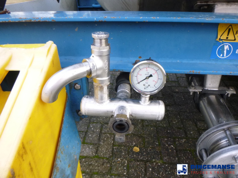 Zakup Magyar Chemical tank inox L4BH 32.8 m3 / 1 comp Magyar Chemical tank inox L4BH 32.8 m3 / 1 comp: slika Zakup Magyar Chemical tank inox L4BH 32.8 m3 / 1 comp Magyar Chemical tank inox L4BH 32.8 m3 / 1 comp
