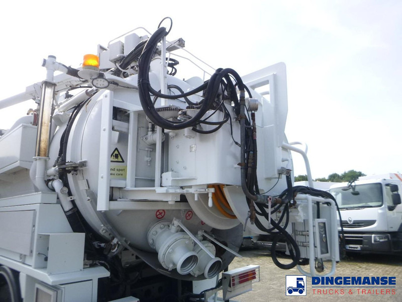 Mercedes-Benz Actros 3241 8x4 RHD Huwer vacuum tank / hydrocureur 15 m3 - Vakum kamion: slika Mercedes-Benz Actros 3241 8x4 RHD Huwer vacuum tank / hydrocureur 15 m3 - Vakum kamion Mercedes-Benz Actros 3241 8x4 RHD Huwer vacuum tank / hydrocureur 15 m3 - Vakum kamion: slika Mercedes-Benz Actros 3241 8x4 RHD Huwer vacuum tank / hydrocureur 15 m3 - Vakum kamion
