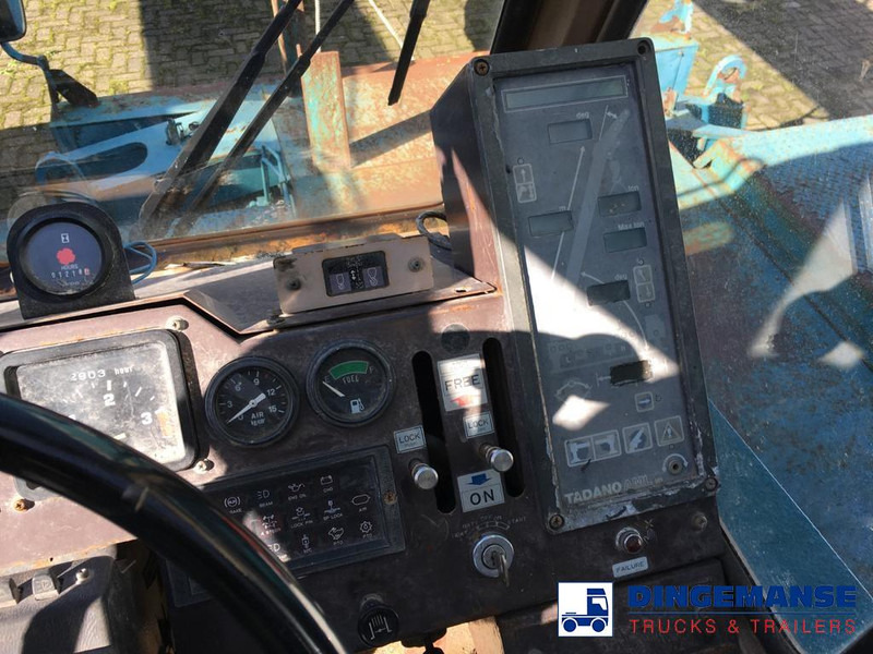 Autodizalica Tadano-Faun TR300 EX 4x4x4 All-terrain crane: slika Autodizalica Tadano-Faun TR300 EX 4x4x4 All-terrain crane