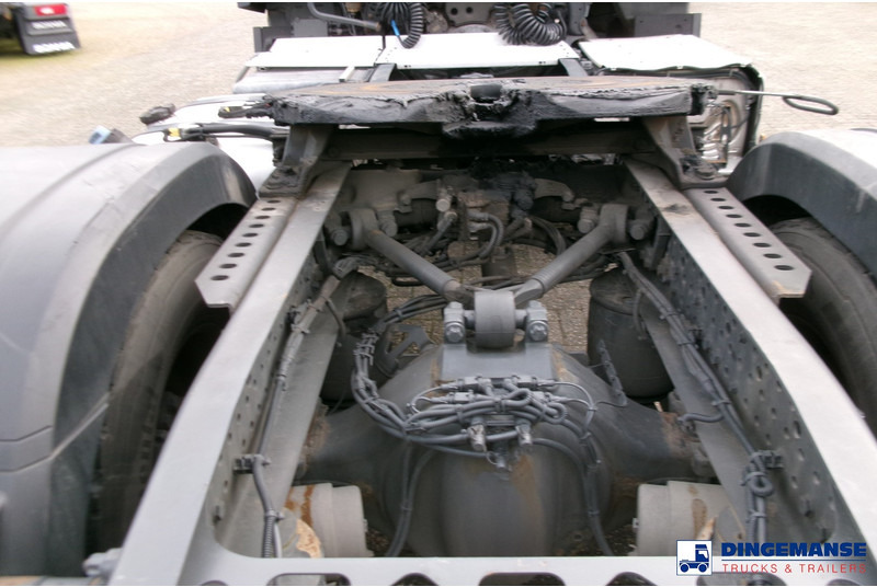 Tegljač Mercedes-Benz Actros 1843 4x2 Euro 6 / ADR + PTO: slika Tegljač Mercedes-Benz Actros 1843 4x2 Euro 6 / ADR + PTO