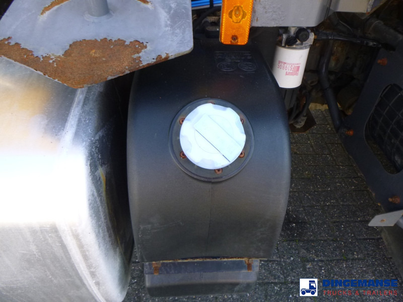 Vakum kamion Volvo FE 300 6X4 Whale vacuum tank 10.2 m3: slika Vakum kamion Volvo FE 300 6X4 Whale vacuum tank 10.2 m3
