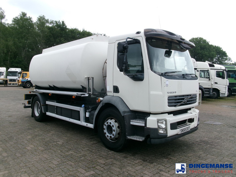 Volvo FL 240 4x2 RHD fuel tank 13 m3 / 4 comp - Kamion cisterna: slika Volvo FL 240 4x2 RHD fuel tank 13 m3 / 4 comp - Kamion cisterna Volvo FL 240 4x2 RHD fuel tank 13 m3 / 4 comp - Kamion cisterna: slika Volvo FL 240 4x2 RHD fuel tank 13 m3 / 4 comp - Kamion cisterna