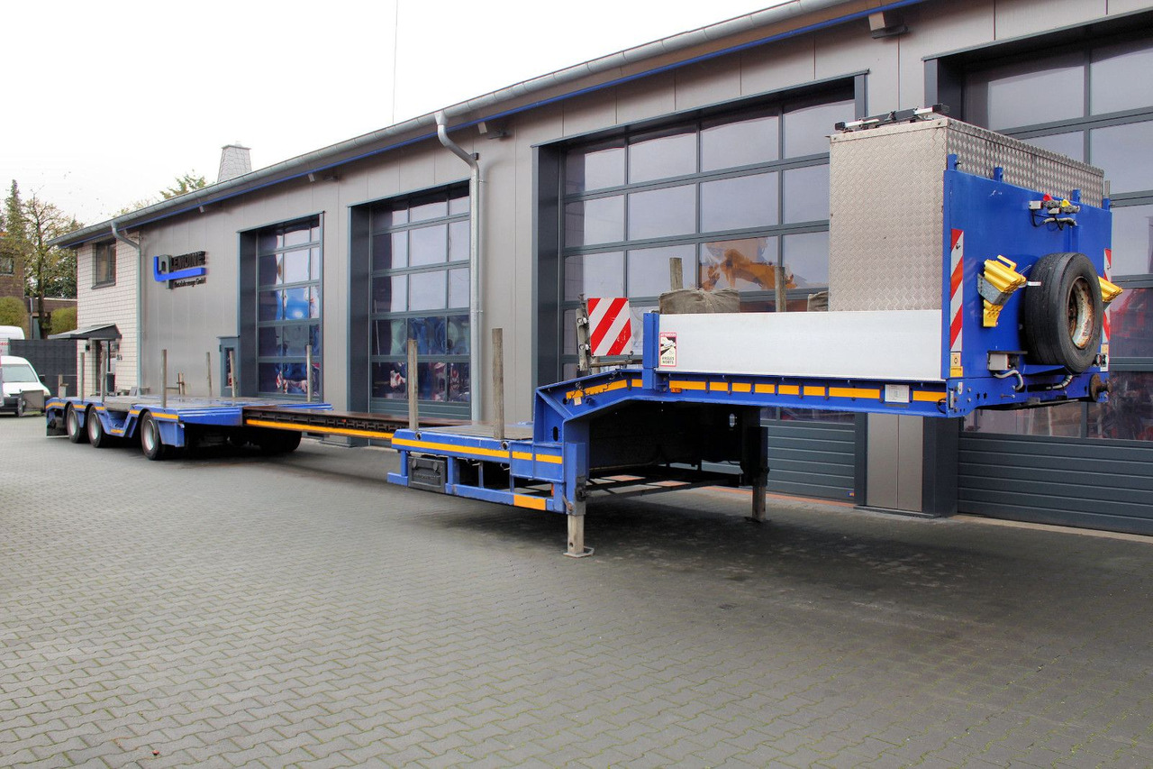 Faymonville 3-Achs Multimax F-S43-1AAF teleskop Radmulde - Poluprikolica s niskim utovarivačem: slika Faymonville 3-Achs Multimax F-S43-1AAF teleskop Radmulde - Poluprikolica s niskim utovarivačem Faymonville 3-Achs Multimax F-S43-1AAF teleskop Radmulde - Poluprikolica s niskim utovarivačem: slika Faymonville 3-Achs Multimax F-S43-1AAF teleskop Radmulde - Poluprikolica s niskim utovarivačem