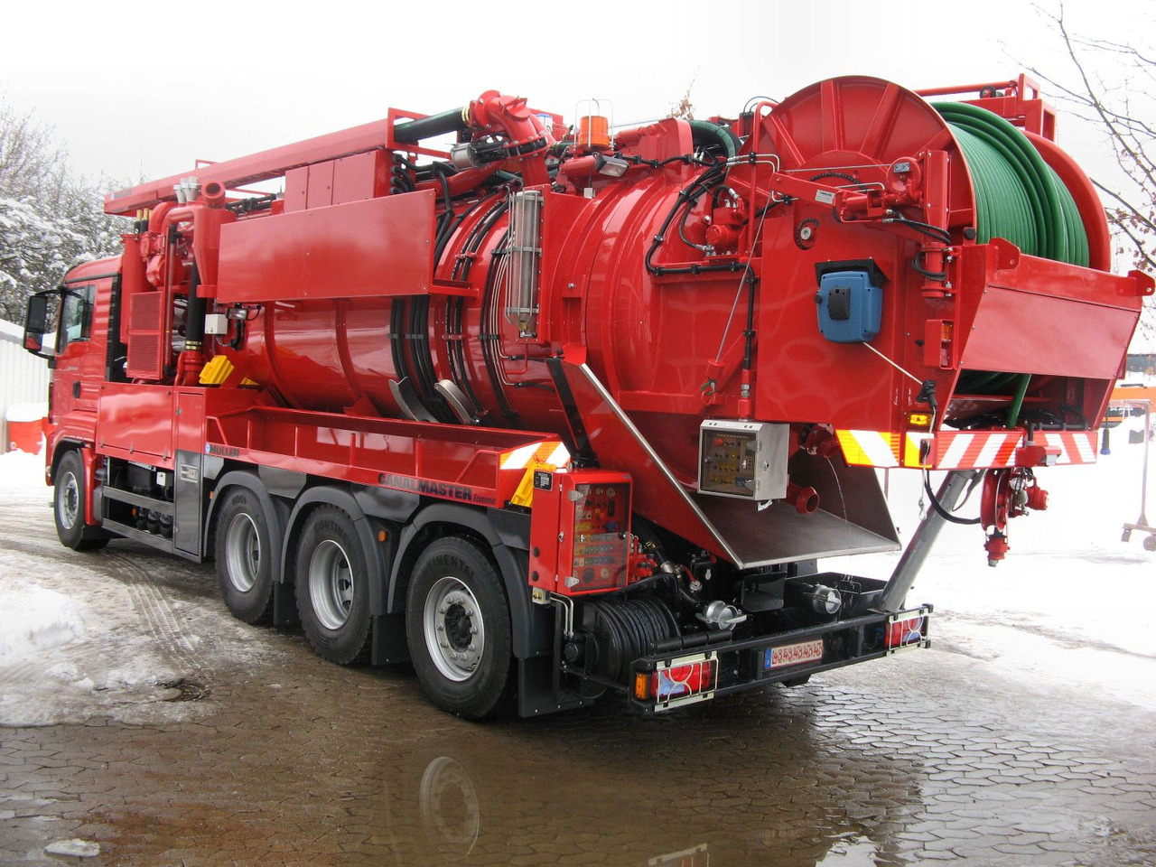 MAN TGS 35.540 8x4 Müller 16m³ WRG + 800 meter HD - Vakum kamion: slika MAN TGS 35.540 8x4 Müller 16m³ WRG + 800 meter HD - Vakum kamion MAN TGS 35.540 8x4 Müller 16m³ WRG + 800 meter HD - Vakum kamion: slika MAN TGS 35.540 8x4 Müller 16m³ WRG + 800 meter HD - Vakum kamion