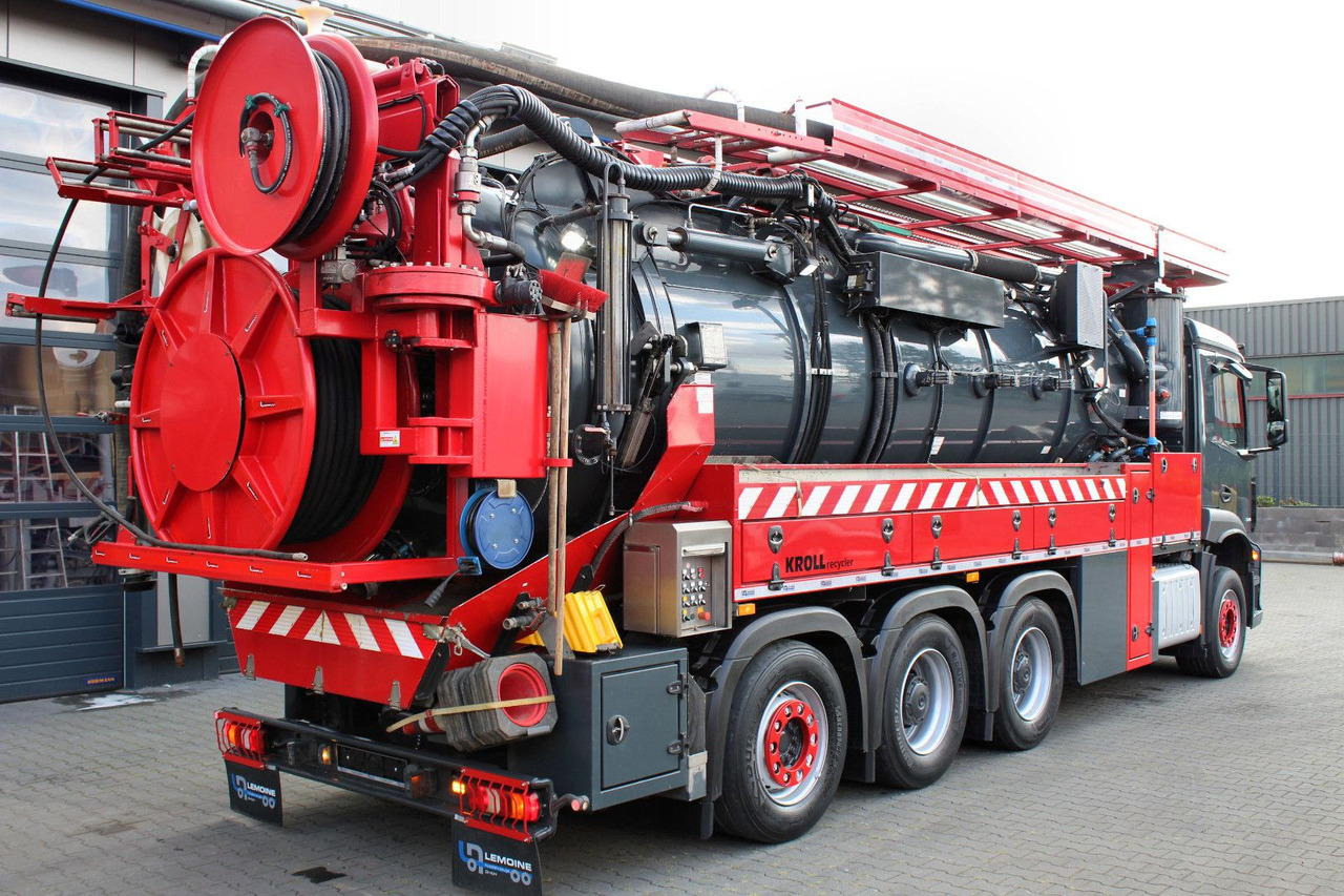 Mercedes-Benz AROCS 3246 8x4 Kroll 16m³ WRG Winterheizung -15C - Vakum kamion: slika Mercedes-Benz AROCS 3246 8x4 Kroll 16m³ WRG Winterheizung -15C - Vakum kamion Mercedes-Benz AROCS 3246 8x4 Kroll 16m³ WRG Winterheizung -15C - Vakum kamion: slika Mercedes-Benz AROCS 3246 8x4 Kroll 16m³ WRG Winterheizung -15C - Vakum kamion