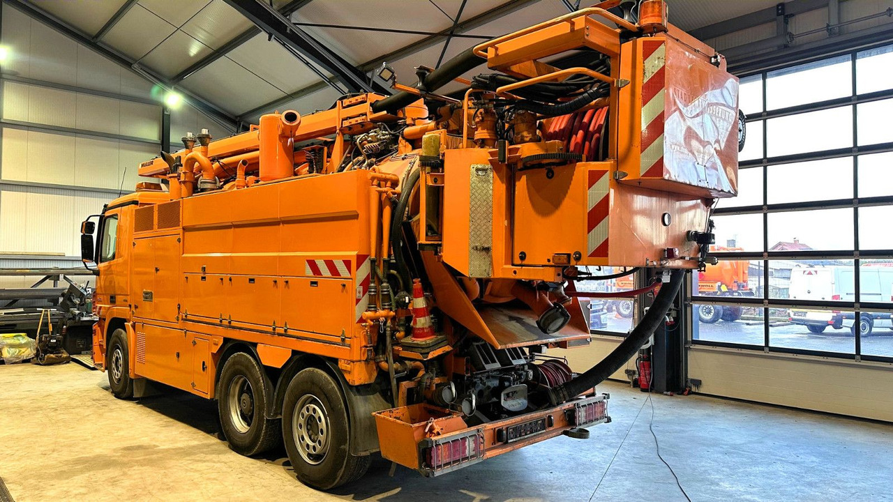 Mercedes-Benz Actros 2546 Müller 13m³ Canalmaster WRG-Recyclin - Vakum kamion: slika  Mercedes-Benz Actros 2546 Müller 13m³ Canalmaster WRG-Recyclin - Vakum kamion Mercedes-Benz Actros 2546 Müller 13m³ Canalmaster WRG-Recyclin - Vakum kamion: slika  Mercedes-Benz Actros 2546 Müller 13m³ Canalmaster WRG-Recyclin - Vakum kamion