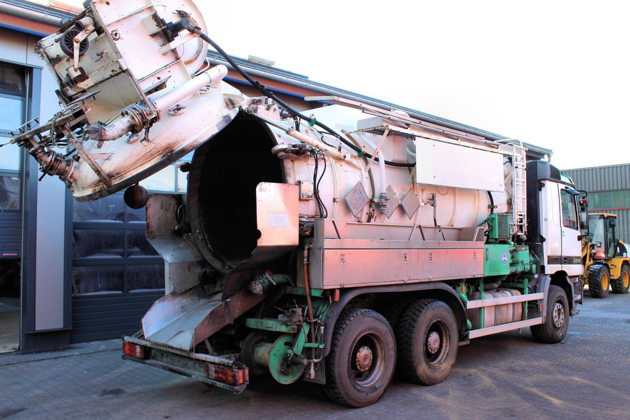 Mercedes-Benz Actros 3335 6x4 Kroll 13m³ HD-Kombi ADR/GGVS V2A - Vakum kamion: slika Mercedes-Benz Actros 3335 6x4 Kroll 13m³ HD-Kombi ADR/GGVS V2A - Vakum kamion Mercedes-Benz Actros 3335 6x4 Kroll 13m³ HD-Kombi ADR/GGVS V2A - Vakum kamion: slika Mercedes-Benz Actros 3335 6x4 Kroll 13m³ HD-Kombi ADR/GGVS V2A - Vakum kamion