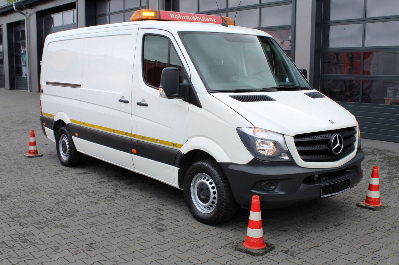 Mercedes-Benz Sprinter 316 CDI + Leistikow 1m³ HD-Spüler 3,5t - Vakum kamion: slika Mercedes-Benz Sprinter 316 CDI + Leistikow 1m³ HD-Spüler 3,5t - Vakum kamion Mercedes-Benz Sprinter 316 CDI + Leistikow 1m³ HD-Spüler 3,5t - Vakum kamion: slika Mercedes-Benz Sprinter 316 CDI + Leistikow 1m³ HD-Spüler 3,5t - Vakum kamion