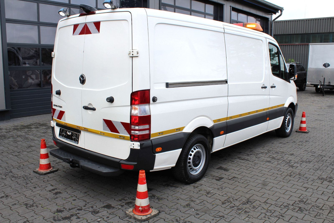 Mercedes-Benz Sprinter 316 CDI + Leistikow 1m³ HD-Spüler 3,5t - Vakum kamion: slika Mercedes-Benz Sprinter 316 CDI + Leistikow 1m³ HD-Spüler 3,5t - Vakum kamion Mercedes-Benz Sprinter 316 CDI + Leistikow 1m³ HD-Spüler 3,5t - Vakum kamion: slika Mercedes-Benz Sprinter 316 CDI + Leistikow 1m³ HD-Spüler 3,5t - Vakum kamion
