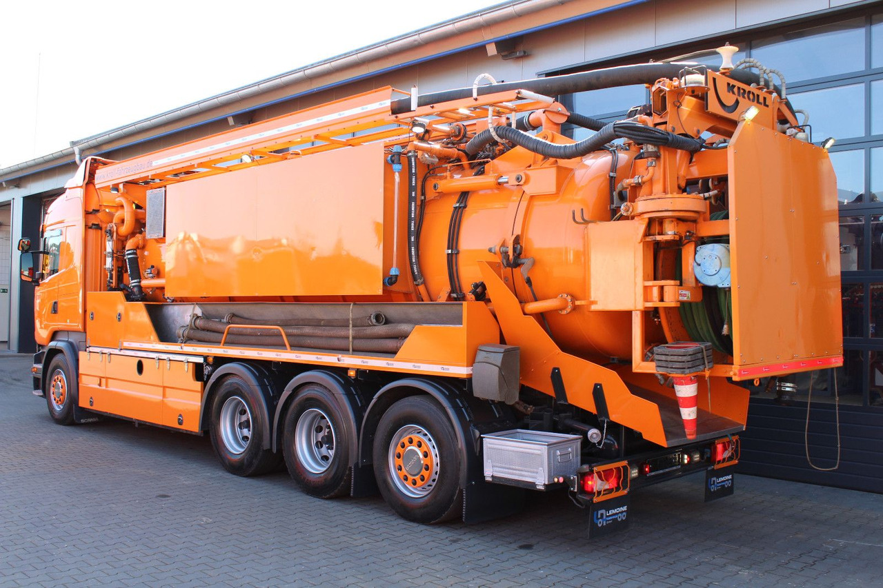 Scania R450 8x4 Kroll 19m³ Wasserrückgewinner Kombi-HD - Vakum kamion: slika Scania R450 8x4 Kroll 19m³ Wasserrückgewinner Kombi-HD - Vakum kamion Scania R450 8x4 Kroll 19m³ Wasserrückgewinner Kombi-HD - Vakum kamion: slika Scania R450 8x4 Kroll 19m³ Wasserrückgewinner Kombi-HD - Vakum kamion