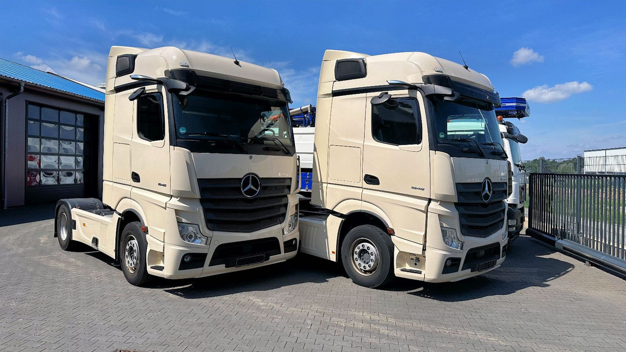 Mercedes-Benz Actros 1848 LS 4x2 BigSpace (MP5) Vollverspoiler - Tegljač: slika Mercedes-Benz Actros 1848 LS 4x2 BigSpace (MP5) Vollverspoiler - Tegljač Mercedes-Benz Actros 1848 LS 4x2 BigSpace (MP5) Vollverspoiler - Tegljač: slika Mercedes-Benz Actros 1848 LS 4x2 BigSpace (MP5) Vollverspoiler - Tegljač