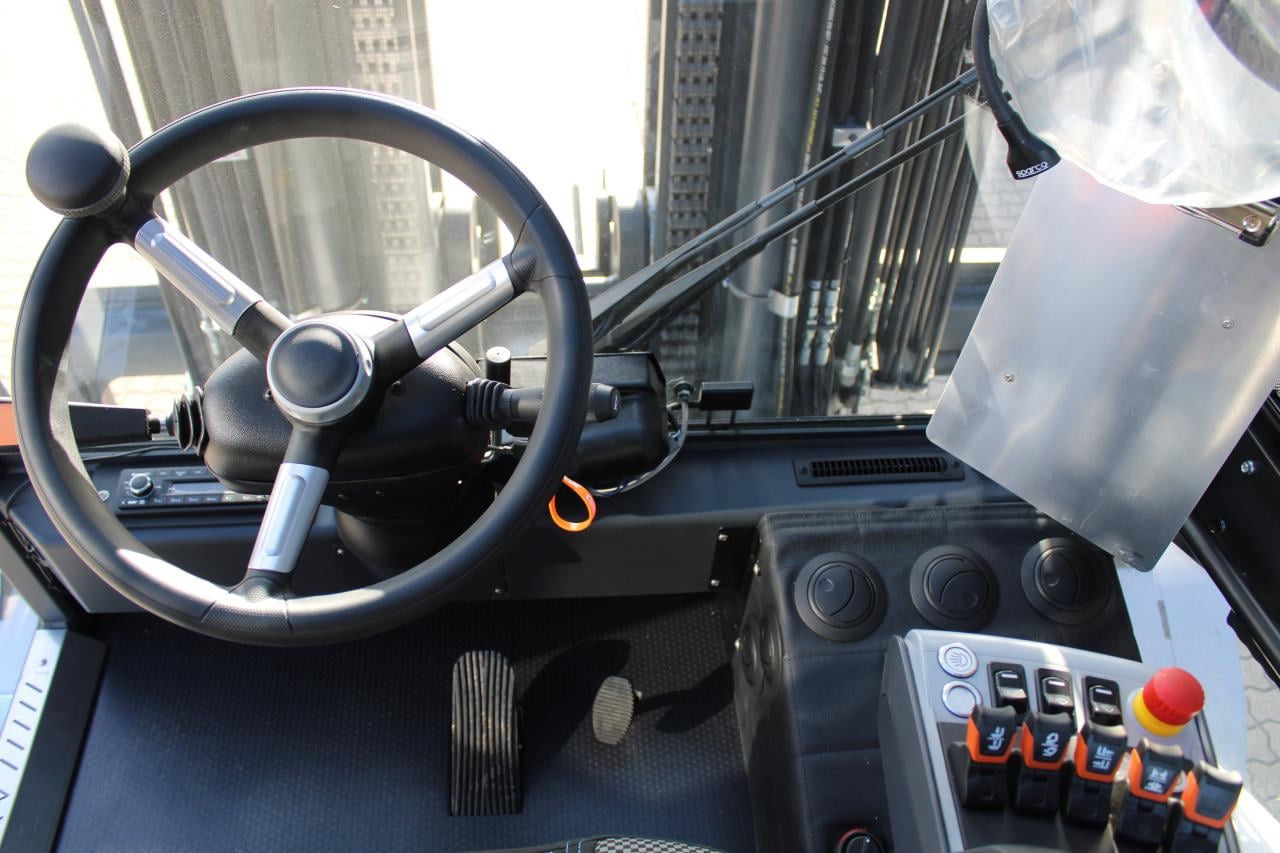 Carer A160-1200X - Električni viličar: slika Carer A160-1200X - Električni viličar Carer A160-1200X - Električni viličar: slika Carer A160-1200X - Električni viličar