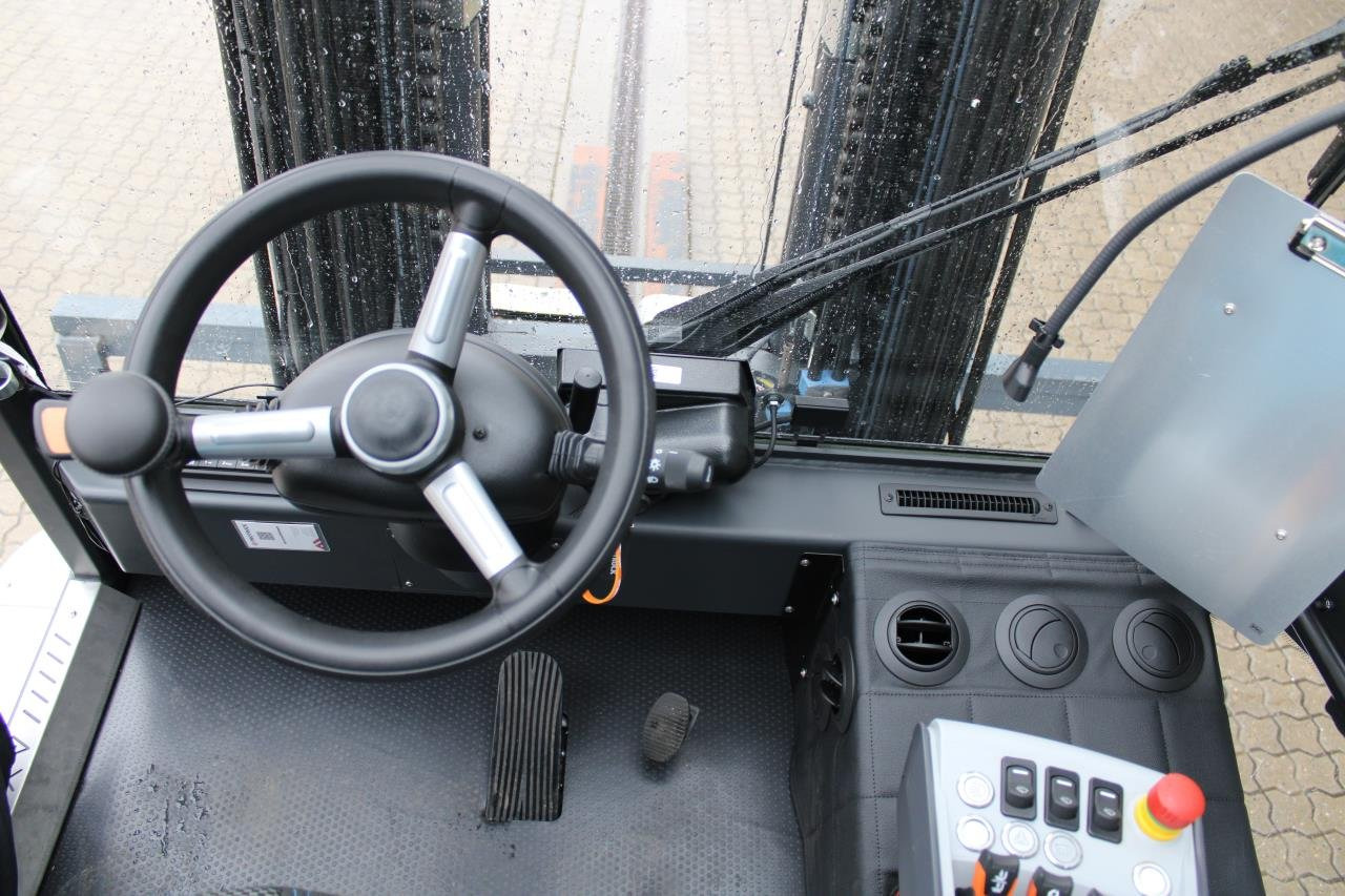 Carer A80-900X - Električni viličar: slika Carer A80-900X - Električni viličar Carer A80-900X - Električni viličar: slika Carer A80-900X - Električni viličar