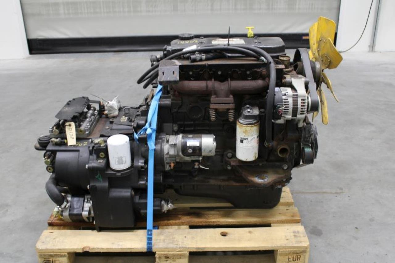 Cummins B4.5RGT - Motor: slika Cummins B4.5RGT - Motor Cummins B4.5RGT - Motor: slika Cummins B4.5RGT - Motor