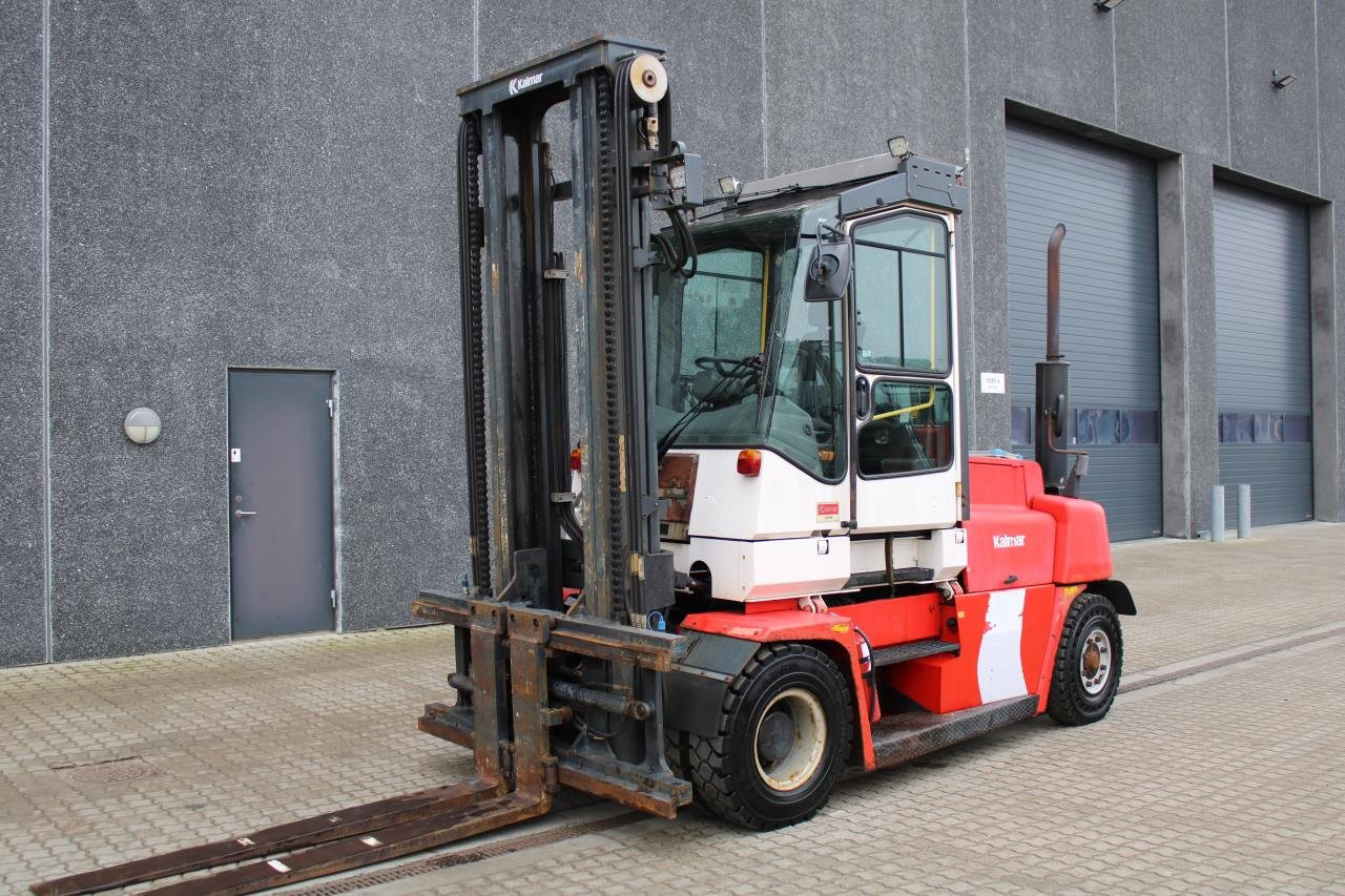 Kalmar DCE90-6L - Diesel viličar: slika Kalmar DCE90-6L - Diesel viličar Kalmar DCE90-6L - Diesel viličar: slika Kalmar DCE90-6L - Diesel viličar