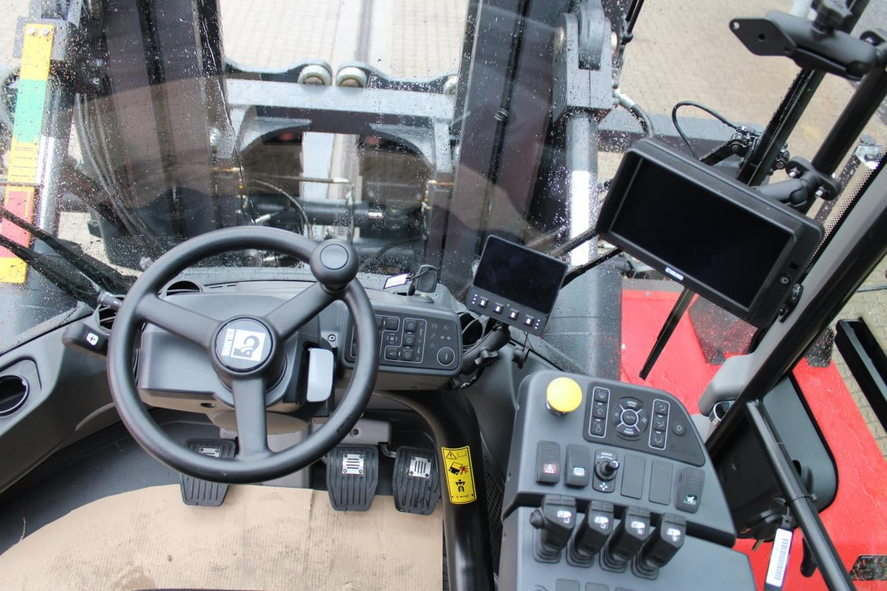 Kalmar DCG330-12LB - Stroj za rukovanje kontejnerima: slika Kalmar DCG330-12LB - Stroj za rukovanje kontejnerima Kalmar DCG330-12LB - Stroj za rukovanje kontejnerima: slika Kalmar DCG330-12LB - Stroj za rukovanje kontejnerima