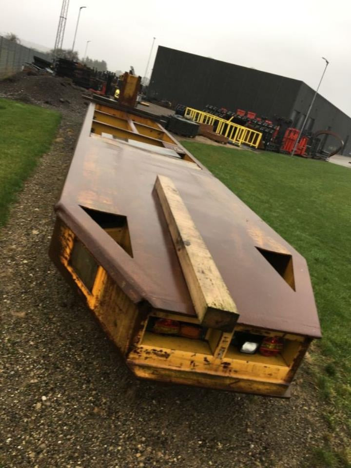 Liftec H40 - Roll-trailer prikolica: slika Liftec H40 - Roll-trailer prikolica Liftec H40 - Roll-trailer prikolica: slika Liftec H40 - Roll-trailer prikolica