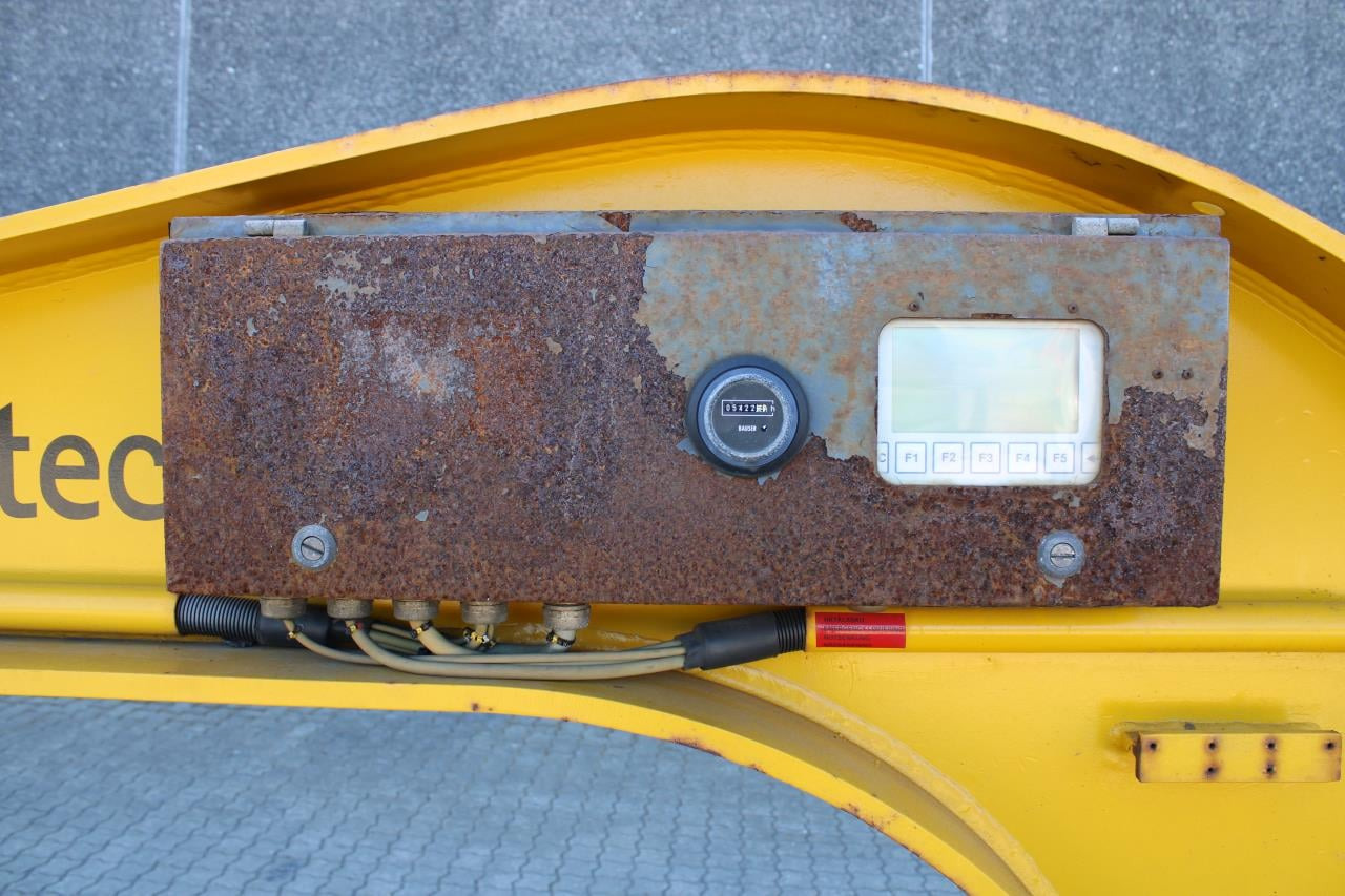 Liftec LTH90 - Roll-trailer prikolica: slika Liftec LTH90 - Roll-trailer prikolica Liftec LTH90 - Roll-trailer prikolica: slika Liftec LTH90 - Roll-trailer prikolica