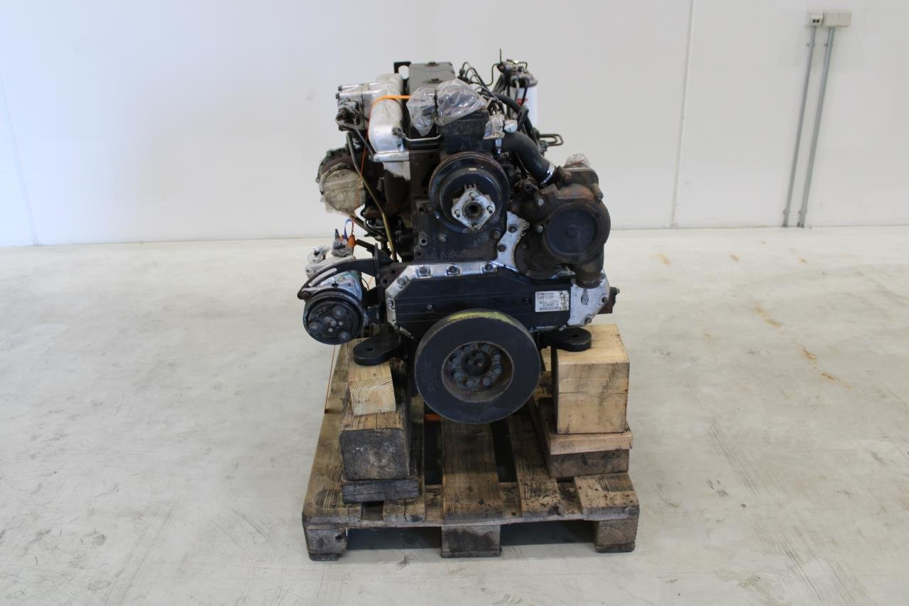 Perkins - Motor: slika Perkins - Motor Perkins - Motor: slika Perkins - Motor