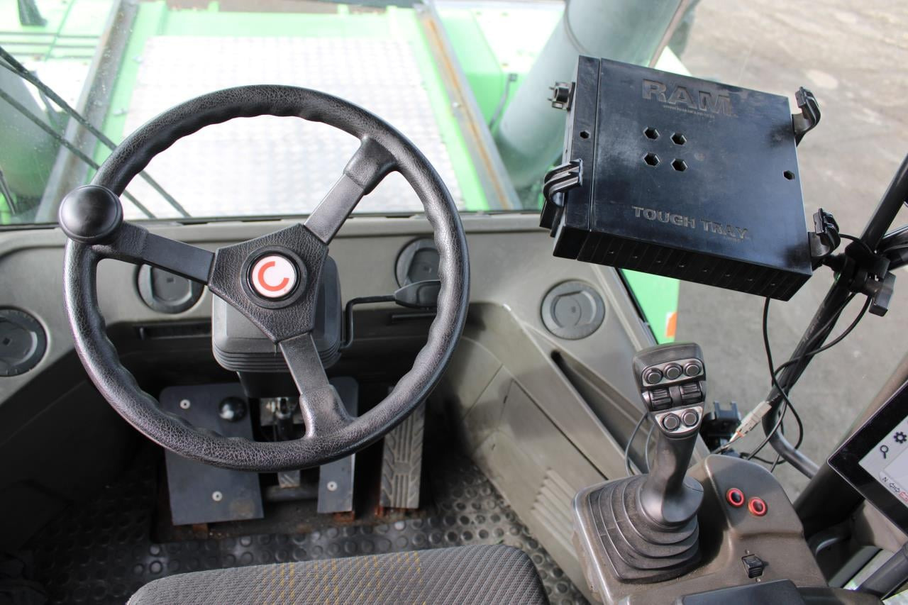 SMV CC4537 CCX4 - Dohvatni viličar: slika SMV CC4537 CCX4 - Dohvatni viličar SMV CC4537 CCX4 - Dohvatni viličar: slika SMV CC4537 CCX4 - Dohvatni viličar