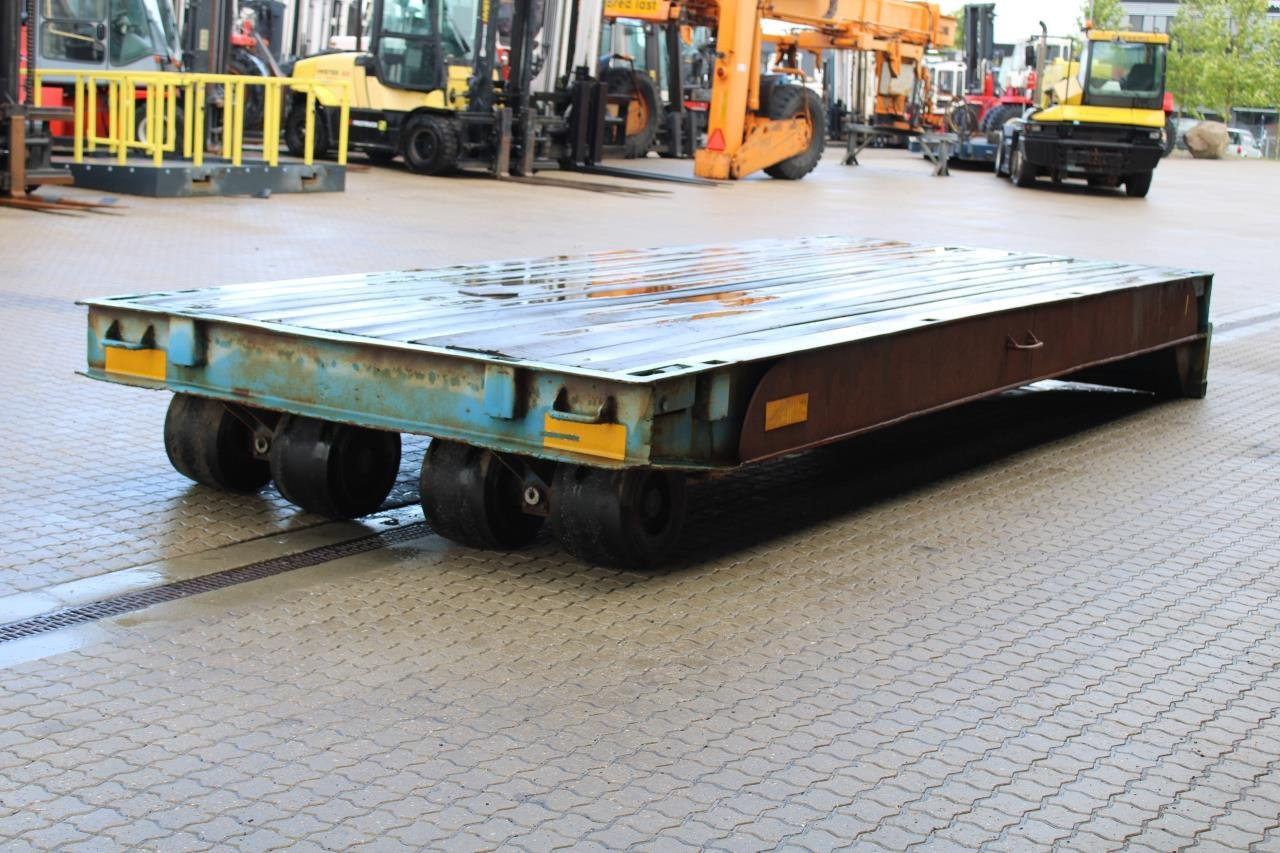 Seacom RT20-40T - Roll-trailer prikolica: slika Seacom RT20-40T - Roll-trailer prikolica Seacom RT20-40T - Roll-trailer prikolica: slika Seacom RT20-40T - Roll-trailer prikolica