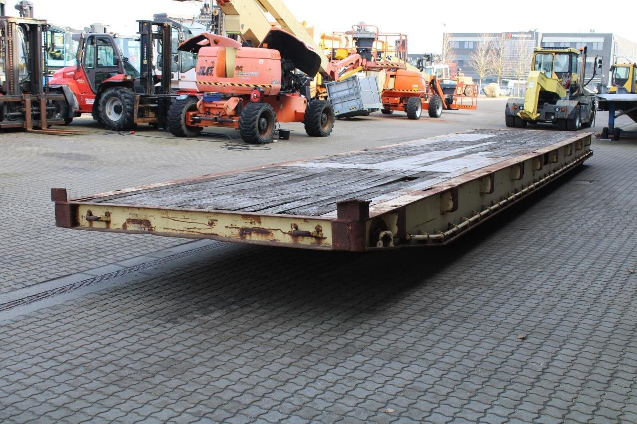 Seacom SEACOM 40" - Roll-trailer prikolica: slika Seacom SEACOM 40" - Roll-trailer prikolica Seacom SEACOM 40" - Roll-trailer prikolica: slika Seacom SEACOM 40" - Roll-trailer prikolica