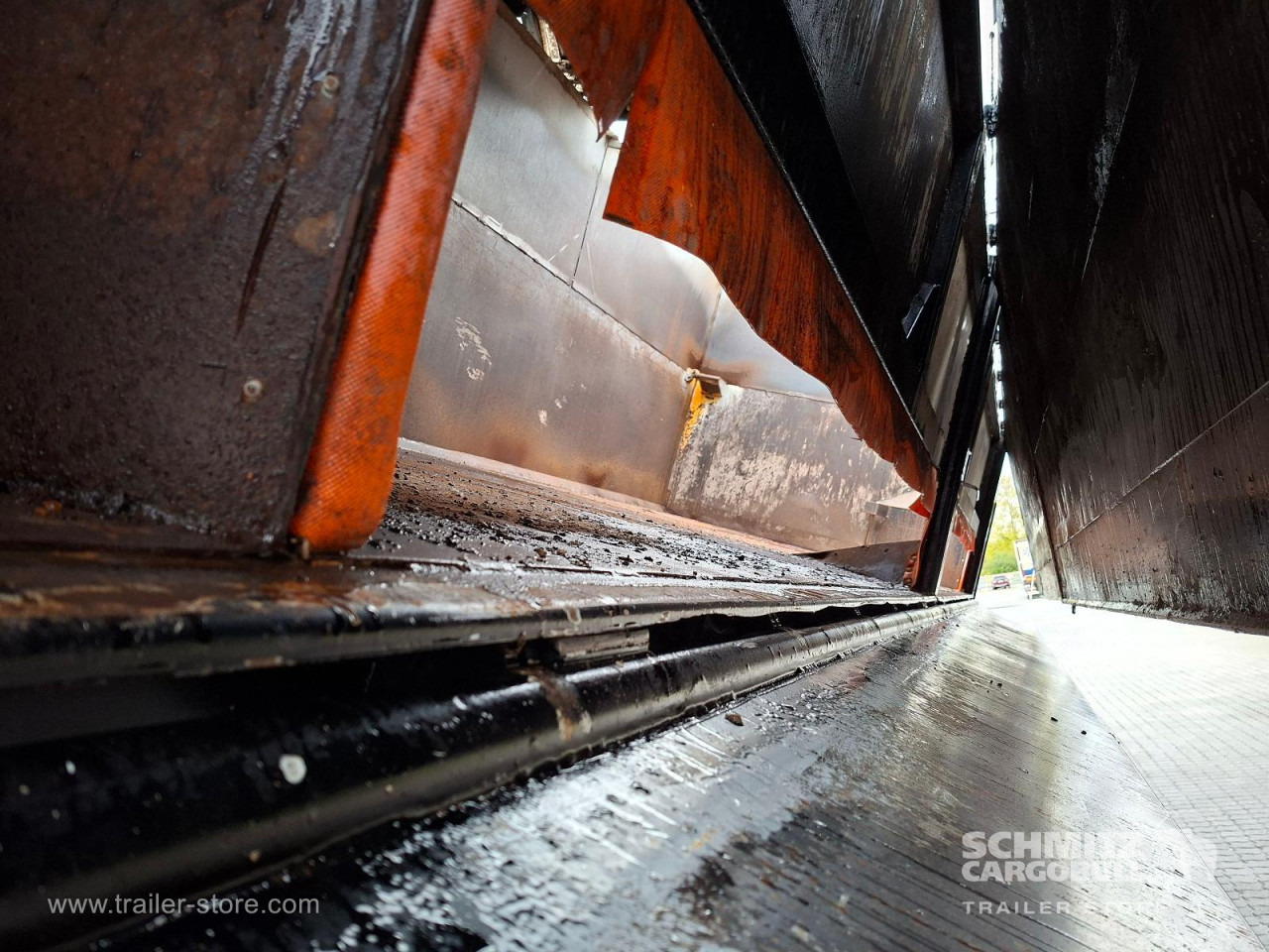 KEMPF Auflieger Kipper Stahlrundmulde 36m³ - Kiper poluprikolica: slika KEMPF Auflieger Kipper Stahlrundmulde 36m³ - Kiper poluprikolica KEMPF Auflieger Kipper Stahlrundmulde 36m³ - Kiper poluprikolica: slika KEMPF Auflieger Kipper Stahlrundmulde 36m³ - Kiper poluprikolica