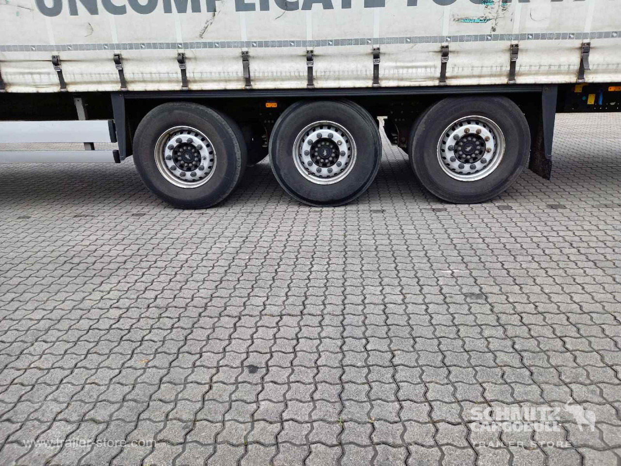SCHMITZ Auflieger Curtainsider Standard - Poluprikolica s ceradom: slika SCHMITZ Auflieger Curtainsider Standard - Poluprikolica s ceradom SCHMITZ Auflieger Curtainsider Standard - Poluprikolica s ceradom: slika SCHMITZ Auflieger Curtainsider Standard - Poluprikolica s ceradom