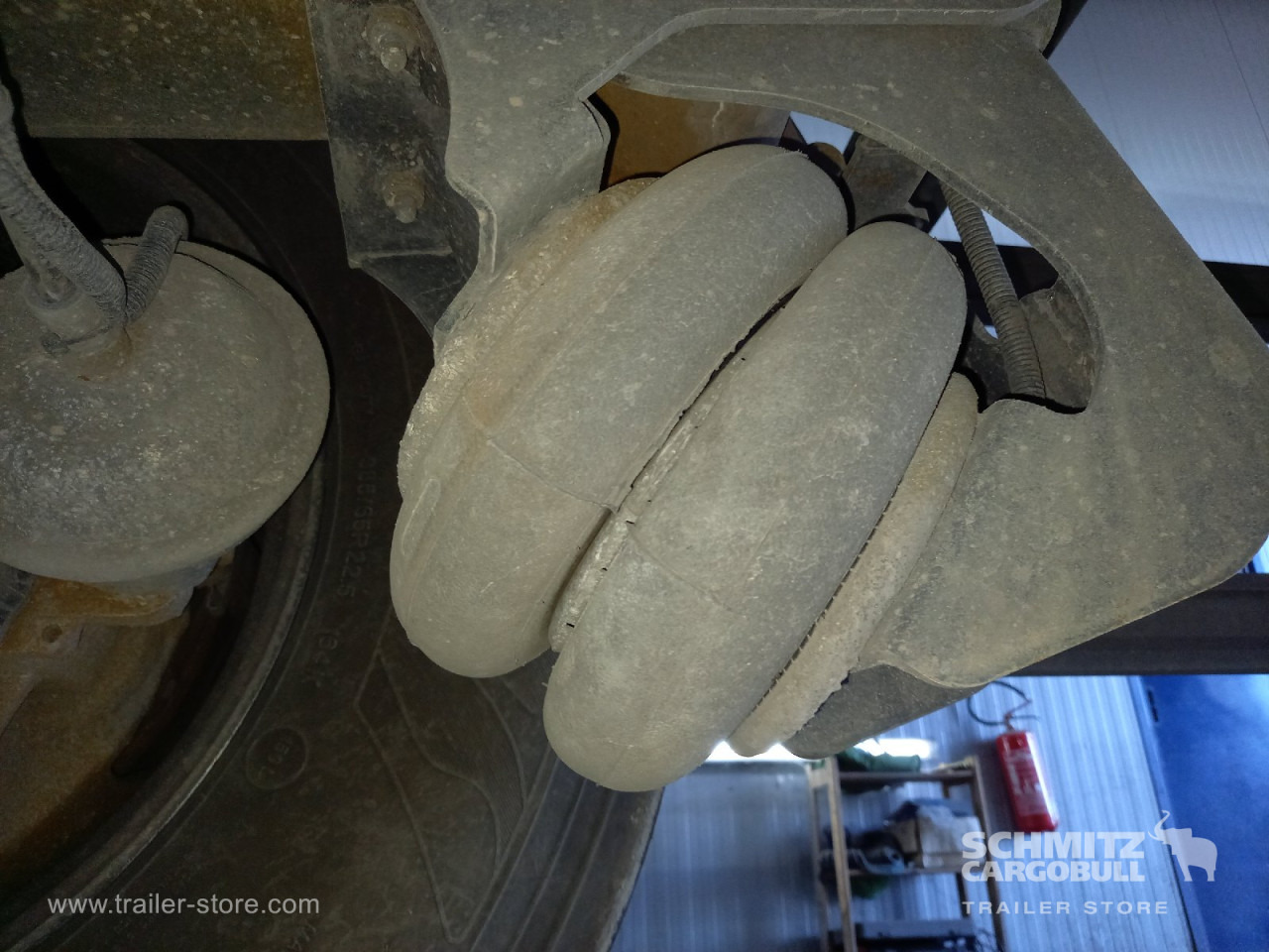 SCHMITZ Auflieger Kipper Stahlrundmulde 53m³ - Kiper poluprikolica: slika SCHMITZ Auflieger Kipper Stahlrundmulde 53m³ - Kiper poluprikolica SCHMITZ Auflieger Kipper Stahlrundmulde 53m³ - Kiper poluprikolica: slika SCHMITZ Auflieger Kipper Stahlrundmulde 53m³ - Kiper poluprikolica