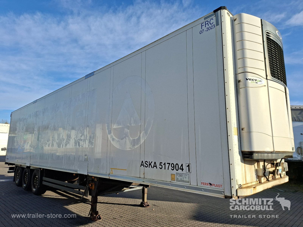 SCHMITZ Auflieger Tiefkühler Multitemp Double deck - Izotermna poluprikolica: slika SCHMITZ Auflieger Tiefkühler Multitemp Double deck - Izotermna poluprikolica SCHMITZ Auflieger Tiefkühler Multitemp Double deck - Izotermna poluprikolica: slika SCHMITZ Auflieger Tiefkühler Multitemp Double deck - Izotermna poluprikolica