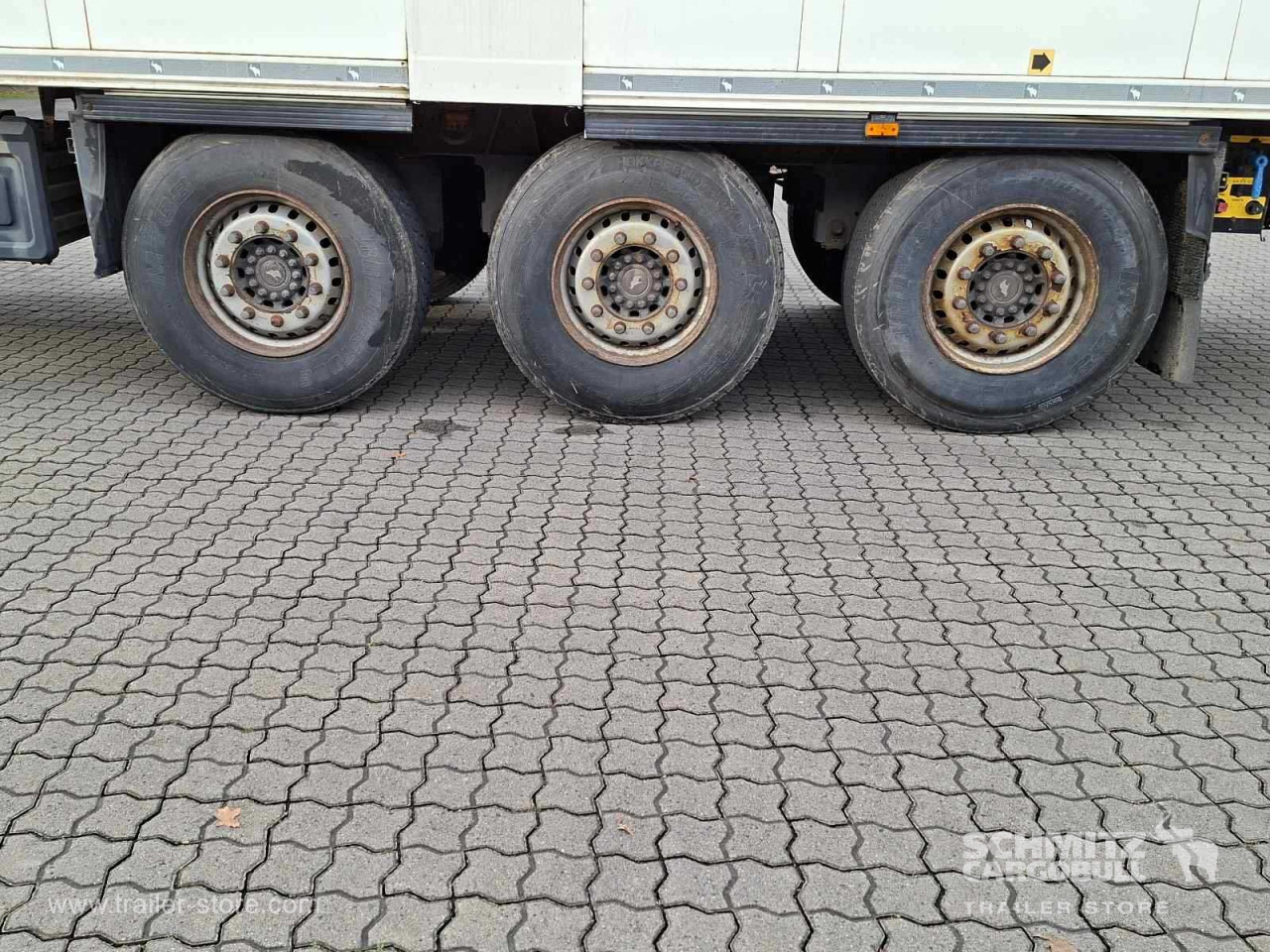 SCHMITZ Auflieger Tiefkühler Multitemp Double deck - Izotermna poluprikolica: slika SCHMITZ Auflieger Tiefkühler Multitemp Double deck - Izotermna poluprikolica SCHMITZ Auflieger Tiefkühler Multitemp Double deck - Izotermna poluprikolica: slika SCHMITZ Auflieger Tiefkühler Multitemp Double deck - Izotermna poluprikolica