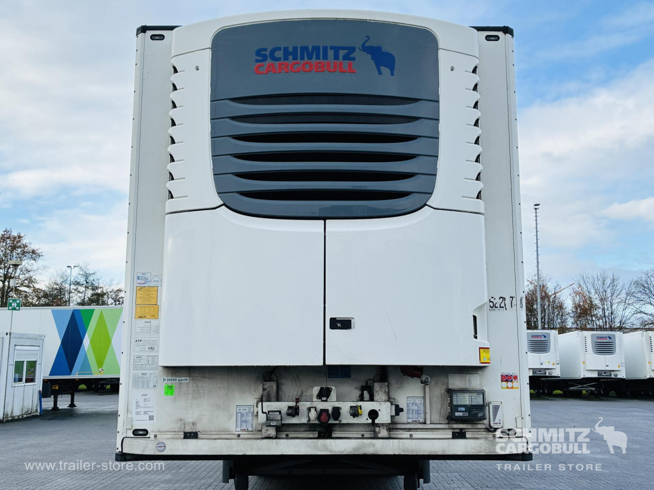 SCHMITZ Auflieger Tiefkühler Multitemp Double deck - Izotermna poluprikolica: slika SCHMITZ Auflieger Tiefkühler Multitemp Double deck - Izotermna poluprikolica SCHMITZ Auflieger Tiefkühler Multitemp Double deck - Izotermna poluprikolica: slika SCHMITZ Auflieger Tiefkühler Multitemp Double deck - Izotermna poluprikolica