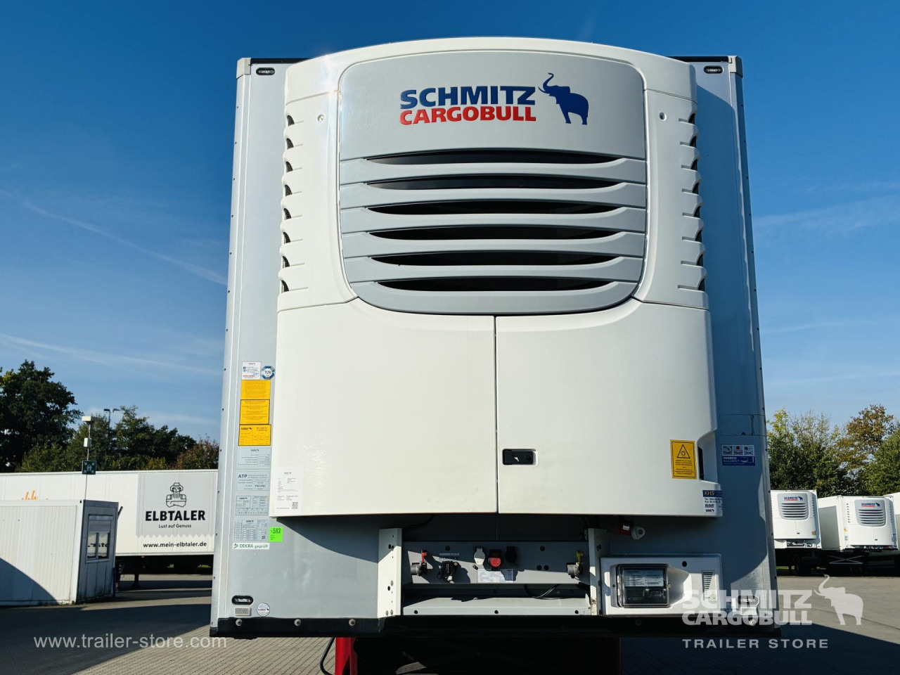 SCHMITZ Auflieger Tiefkühler Multitemp - Izotermna poluprikolica: slika SCHMITZ Auflieger Tiefkühler Multitemp - Izotermna poluprikolica SCHMITZ Auflieger Tiefkühler Multitemp - Izotermna poluprikolica: slika SCHMITZ Auflieger Tiefkühler Multitemp - Izotermna poluprikolica