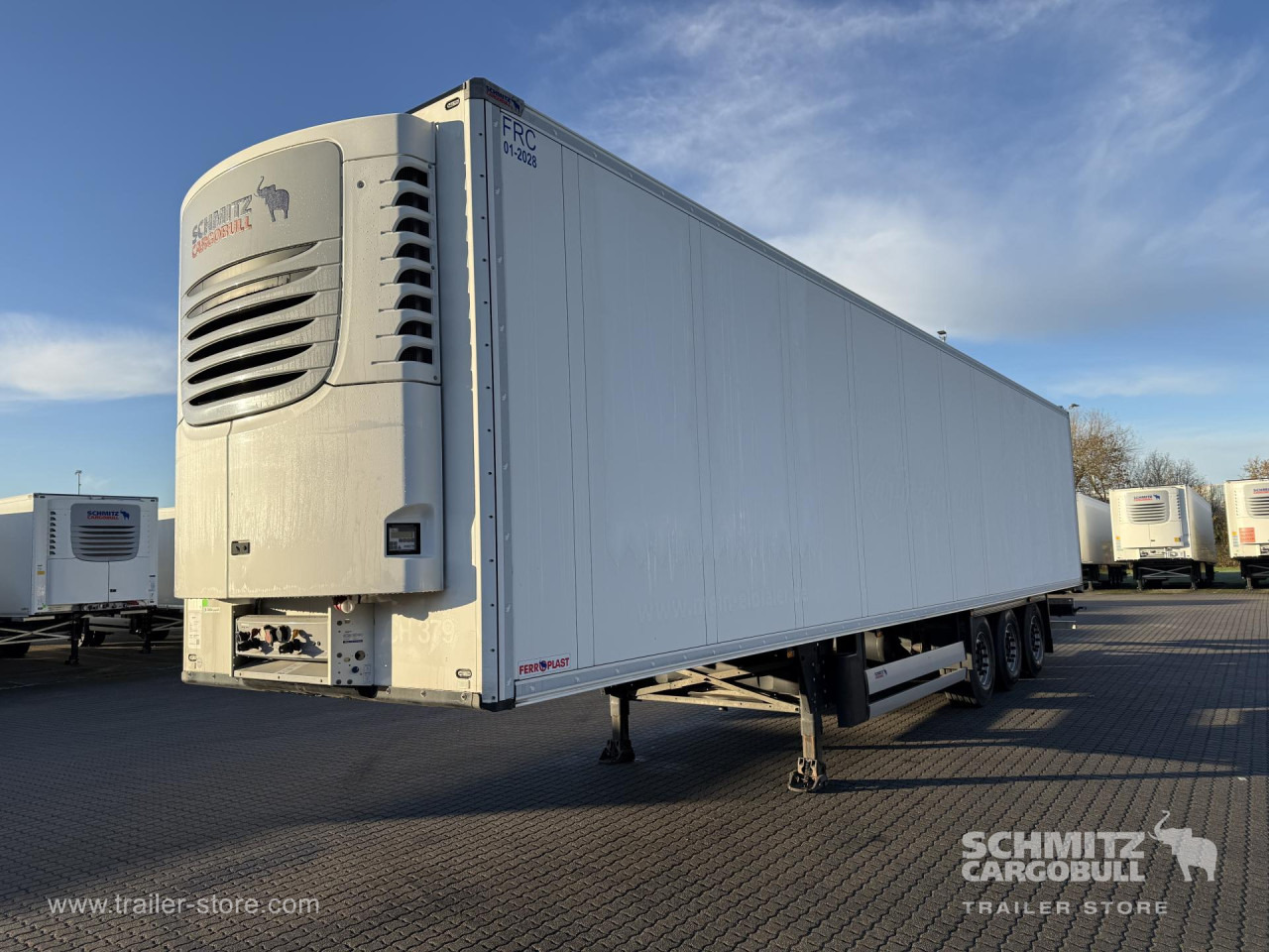 SCHMITZ Auflieger Tiefkühler Standard Double deck - Izotermna poluprikolica: slika SCHMITZ Auflieger Tiefkühler Standard Double deck - Izotermna poluprikolica SCHMITZ Auflieger Tiefkühler Standard Double deck - Izotermna poluprikolica: slika SCHMITZ Auflieger Tiefkühler Standard Double deck - Izotermna poluprikolica