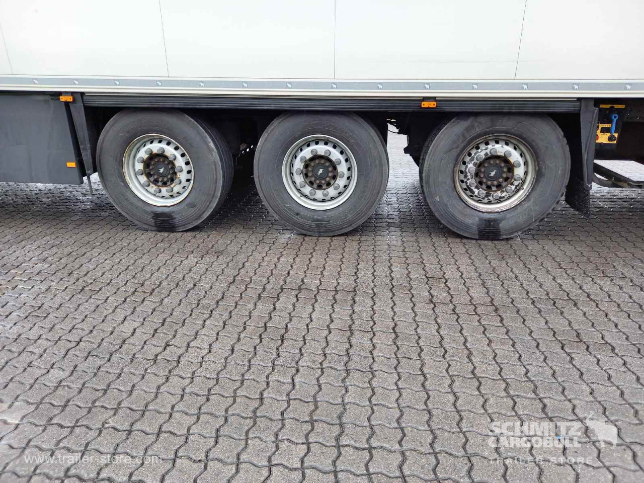 SCHMITZ Auflieger Tiefkühler Standard Double deck - Izotermna poluprikolica: slika SCHMITZ Auflieger Tiefkühler Standard Double deck - Izotermna poluprikolica SCHMITZ Auflieger Tiefkühler Standard Double deck - Izotermna poluprikolica: slika SCHMITZ Auflieger Tiefkühler Standard Double deck - Izotermna poluprikolica