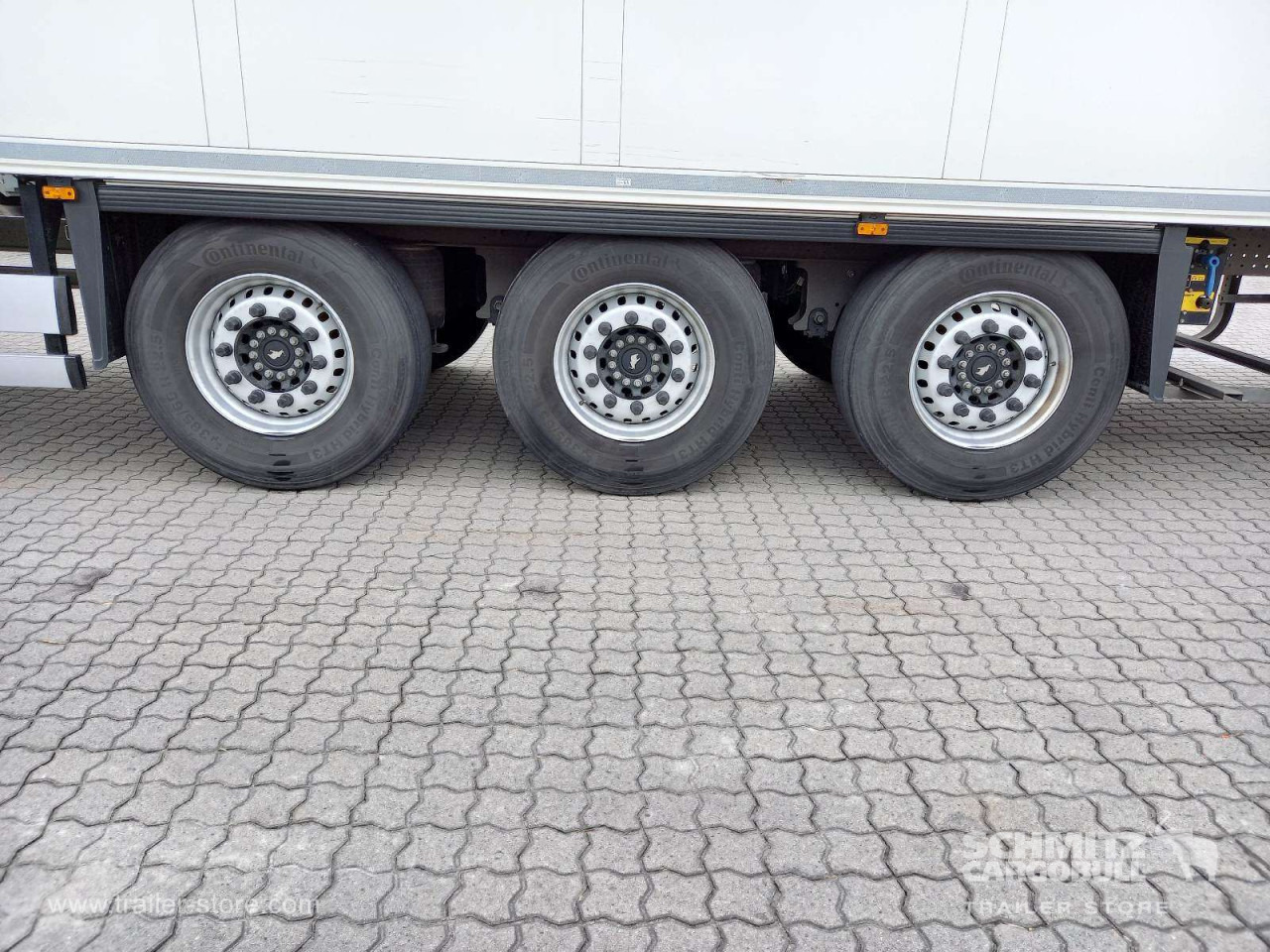 SCHMITZ Auflieger Tiefkühler Standard Double deck - Izotermna poluprikolica: slika SCHMITZ Auflieger Tiefkühler Standard Double deck - Izotermna poluprikolica SCHMITZ Auflieger Tiefkühler Standard Double deck - Izotermna poluprikolica: slika SCHMITZ Auflieger Tiefkühler Standard Double deck - Izotermna poluprikolica