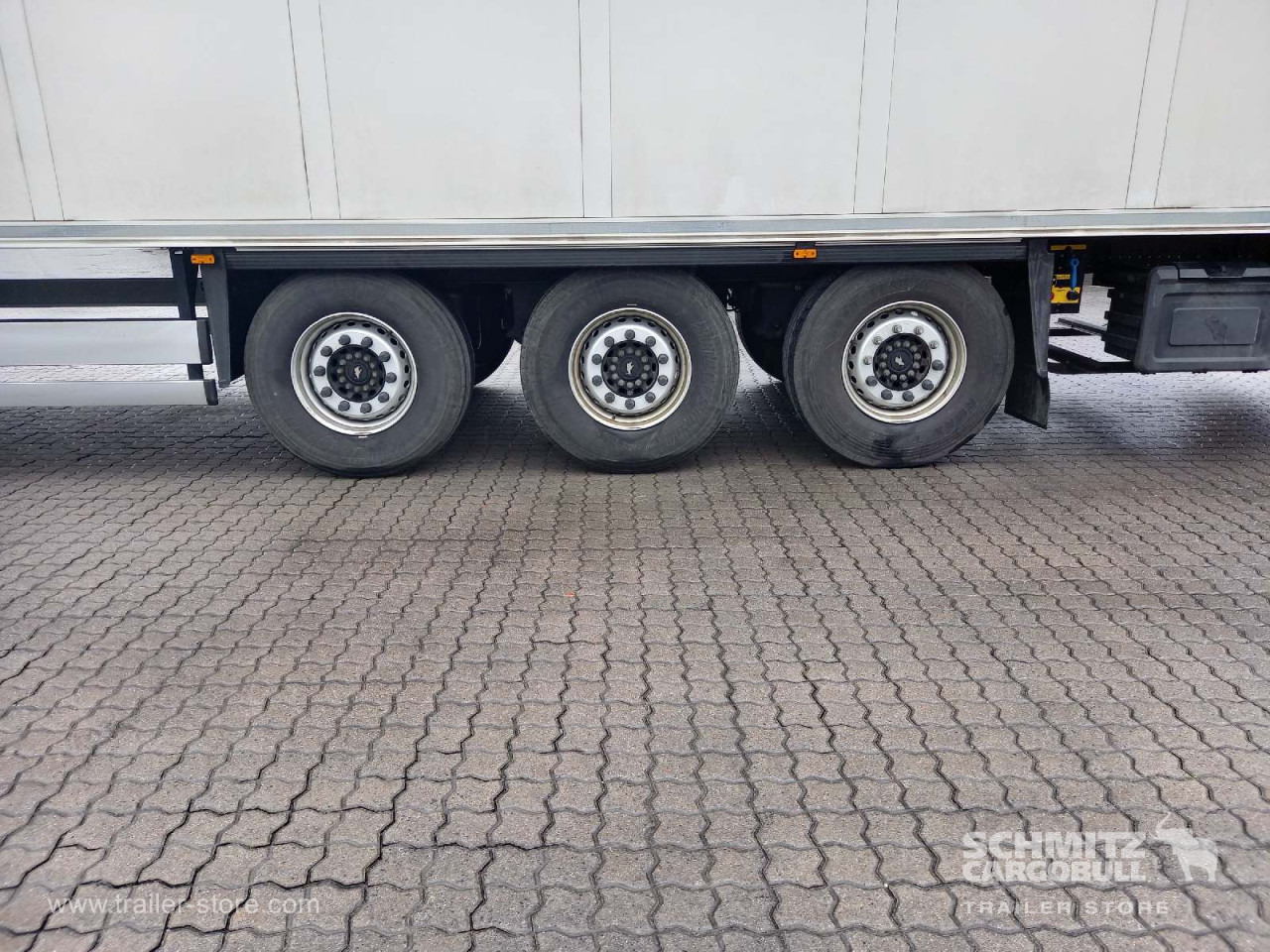 Izotermna poluprikolica SCHMITZ Auflieger Tiefkühler Standard Double deck: slika Izotermna poluprikolica SCHMITZ Auflieger Tiefkühler Standard Double deck