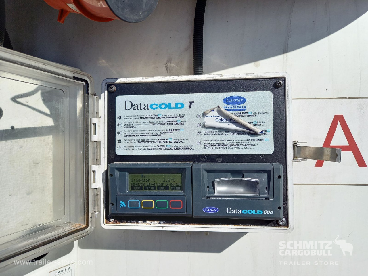 SCHMITZ Auflieger Tiefkühler Standard - Izotermna poluprikolica: slika SCHMITZ Auflieger Tiefkühler Standard - Izotermna poluprikolica SCHMITZ Auflieger Tiefkühler Standard - Izotermna poluprikolica: slika SCHMITZ Auflieger Tiefkühler Standard - Izotermna poluprikolica