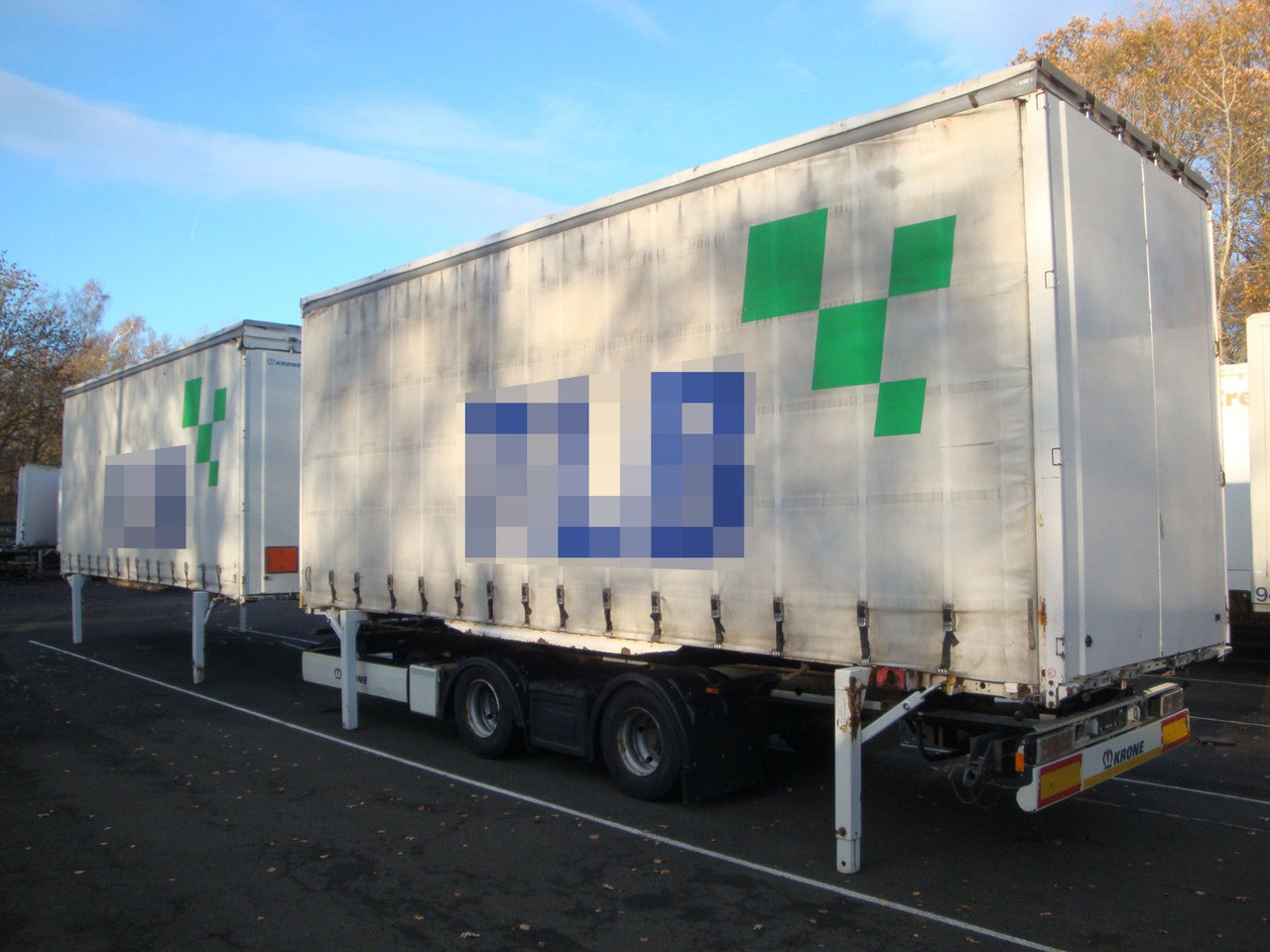 Krone ZZW 18 Jumbo Edscha Schiebeverdeck BDF 116 cbm - Transporter kontejnera/ Prikolica s izmjenjivim sanducima: slika Krone ZZW 18 Jumbo Edscha Schiebeverdeck BDF 116 cbm - Transporter kontejnera/ Prikolica s izmjenjivim sanducima Krone ZZW 18 Jumbo Edscha Schiebeverdeck BDF 116 cbm - Transporter kontejnera/ Prikolica s izmjenjivim sanducima: slika Krone ZZW 18 Jumbo Edscha Schiebeverdeck BDF 116 cbm - Transporter kontejnera/ Prikolica s izmjenjivim sanducima