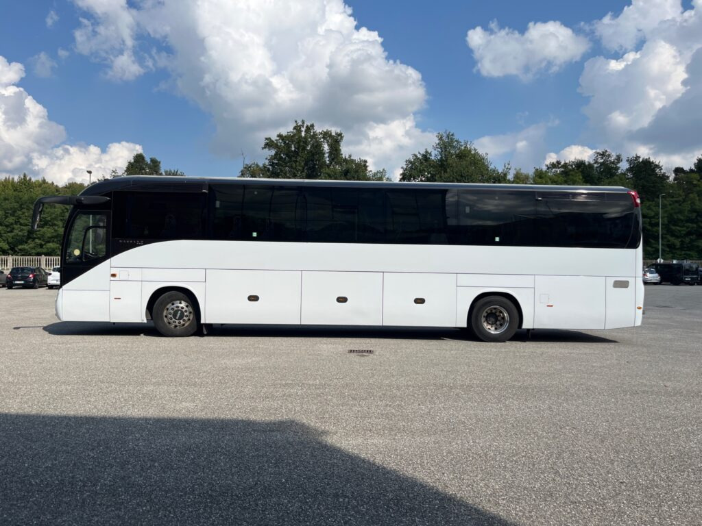 N.2 IVECO MAGELYS – Anno 2019 - Turistički autobus: slika N.2 IVECO MAGELYS – Anno 2019 - Turistički autobus N.2 IVECO MAGELYS – Anno 2019 - Turistički autobus: slika N.2 IVECO MAGELYS – Anno 2019 - Turistički autobus