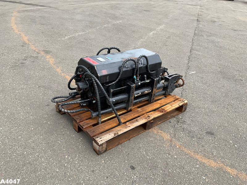 Grajfer Bakker Gejo 28 hakengrijper: slika Grajfer Bakker Gejo 28 hakengrijper Grajfer Bakker Gejo 28 hakengrijper: slika Grajfer Bakker Gejo 28 hakengrijper