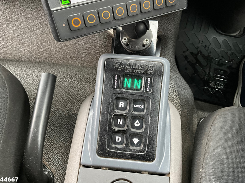 Kamion za odvoz smeća DAF FA LF 230 Euro 6 RHD Terberg 8m³ Just 67.505 Km!: slika Kamion za odvoz smeća DAF FA LF 230 Euro 6 RHD Terberg 8m³ Just 67.505 Km!