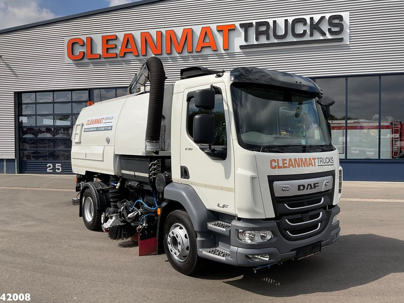 DAF FA LF 230 Johnston VT 650 - Cestovna čistilica: slika DAF FA LF 230 Johnston VT 650 - Cestovna čistilica DAF FA LF 230 Johnston VT 650 - Cestovna čistilica: slika DAF FA LF 230 Johnston VT 650 - Cestovna čistilica