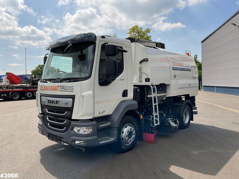 DAF FA LF 230 Johnston VT 650 - Cestovna čistilica: slika DAF FA LF 230 Johnston VT 650 - Cestovna čistilica DAF FA LF 230 Johnston VT 650 - Cestovna čistilica: slika DAF FA LF 230 Johnston VT 650 - Cestovna čistilica