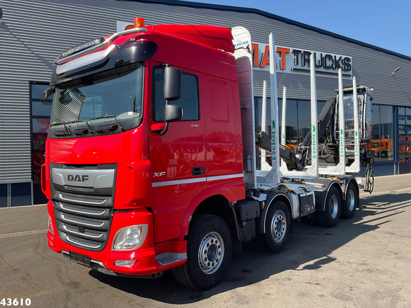 DAF FAD XF 530 8x4 Holzkran - Kamion s kranom: slika DAF FAD XF 530 8x4 Holzkran - Kamion s kranom DAF FAD XF 530 8x4 Holzkran - Kamion s kranom: slika DAF FAD XF 530 8x4 Holzkran - Kamion s kranom